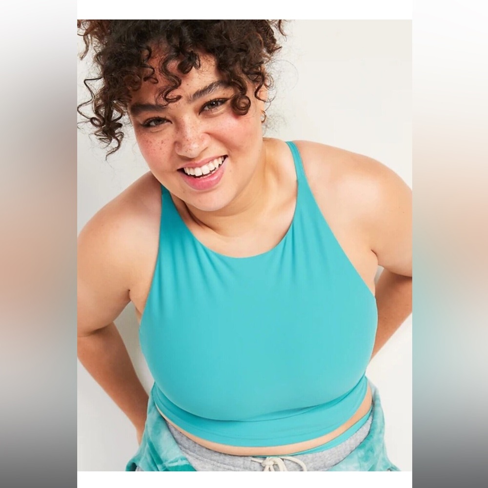 Size Small Old Navy Powersoft Longline Sports Bra in Teal